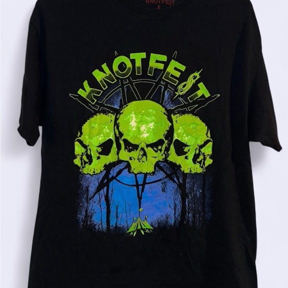 Black Tee with Green Skull Design - Picture 4 of 4